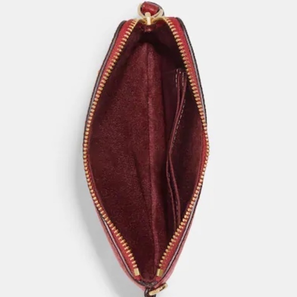 Coach Boxed Wristlet w Charms NWT - Picture 4 of 6